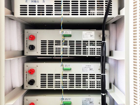 多路输出直流电源